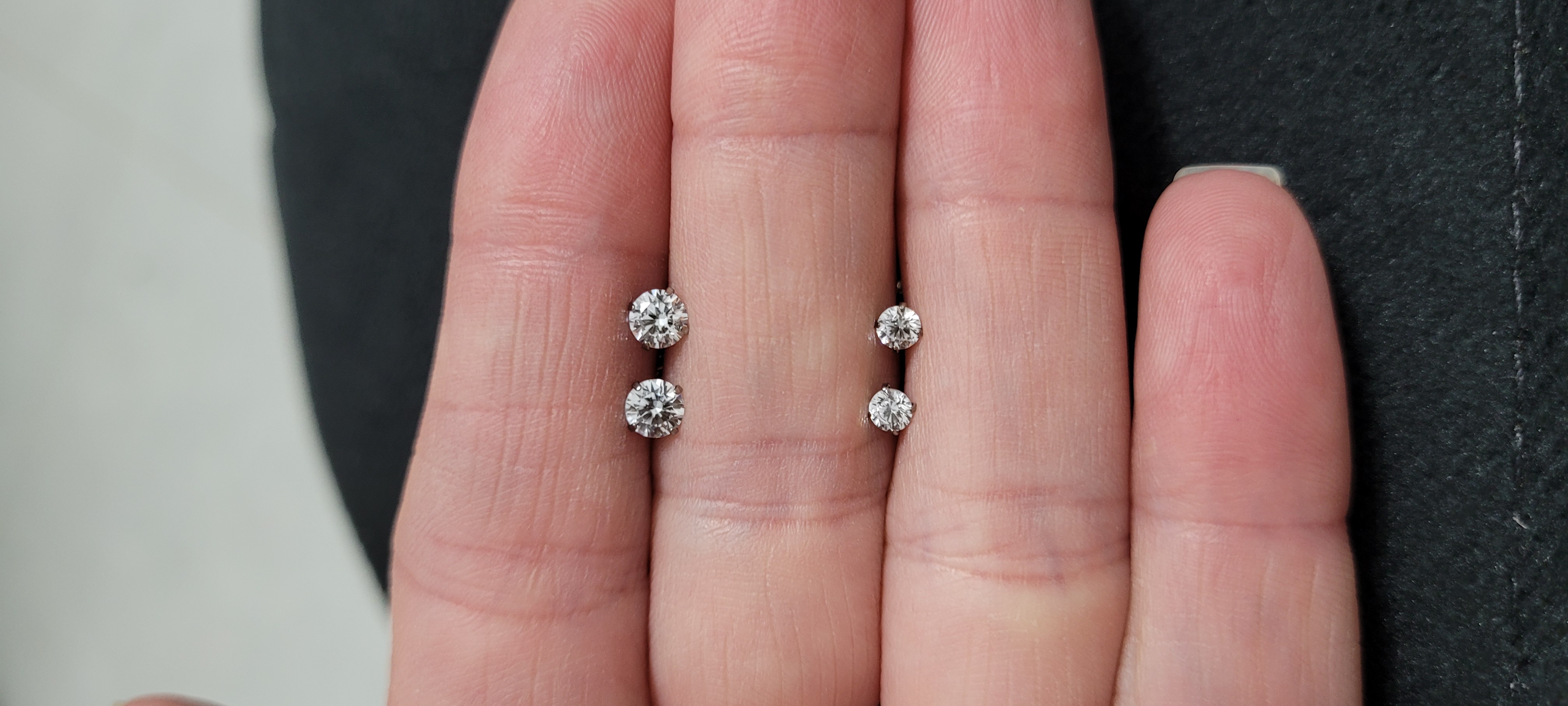 Labret em titânio prateado